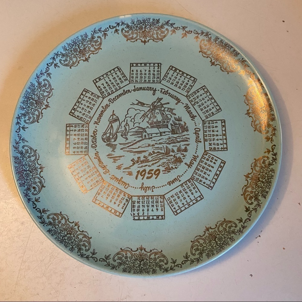 Vintage Taylor Smith & Taylor Pebbleford‎  1959 calender collector plate